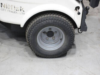 2015-nilfisk-city-ranger-2250-1430785-45910484