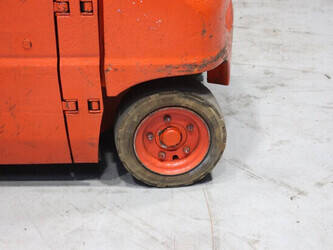 2008-linde-e16p-01-45910672