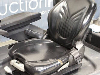 2008-linde-e16p-01-45910680