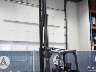 2008-linde-e16p-01-45910685