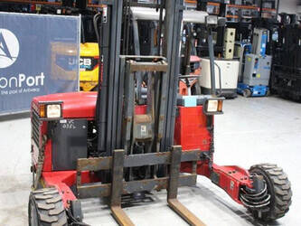 2011-moffett-m4-20-4-1430792-45910694