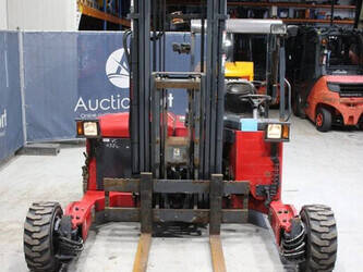 2011-moffett-m4-20-4-1430792-45910695