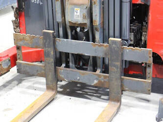 2011-moffett-m4-20-4-1430792-45910698