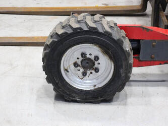 2011-moffett-m4-20-4-1430792-45910701