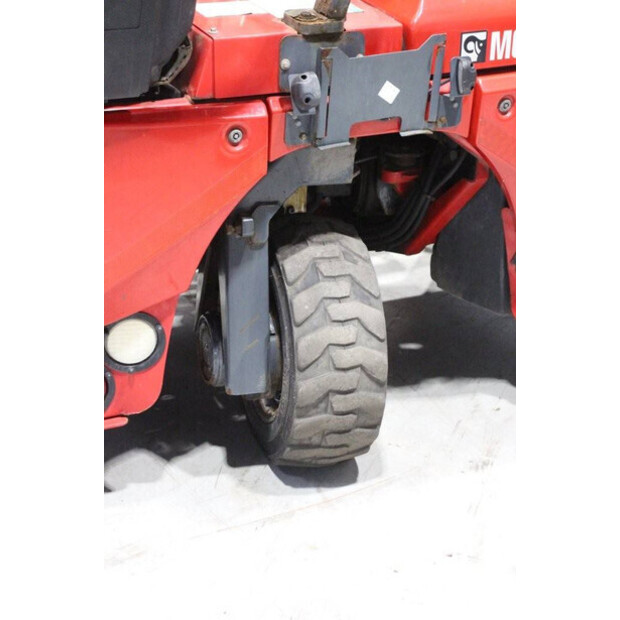 2011 MOFFETT M4 20.4-45910703