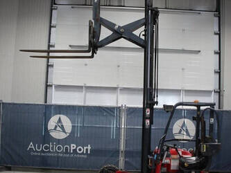 2011-moffett-m4-20-4-1430792-45910715