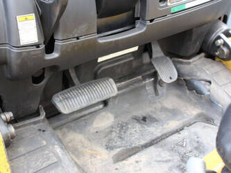 2010-yale-glc70vx-1430794-45910771