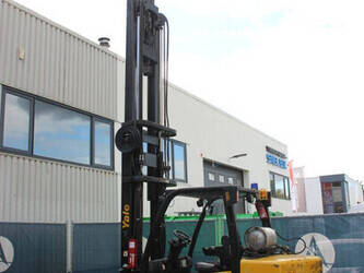 2010-yale-glc70vx-1430794-45910779