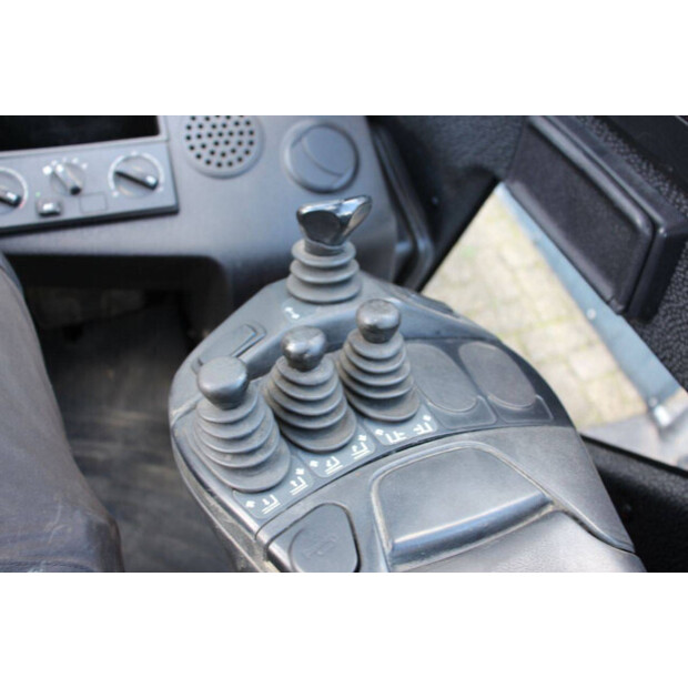 2015 Linde H30D-02-45910836