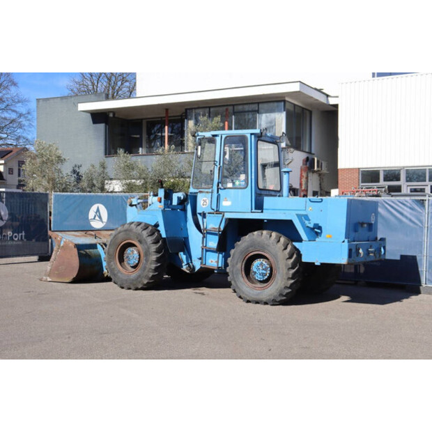 1987 O & K F1310-45911133