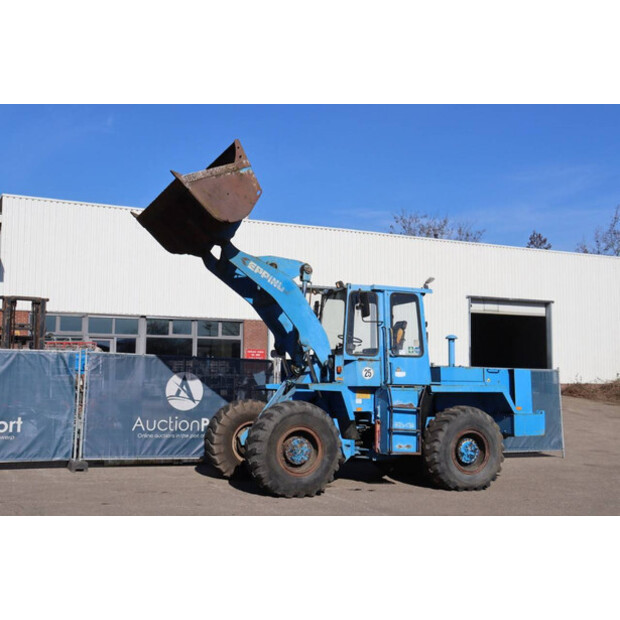 1987 O & K F1310-45911162