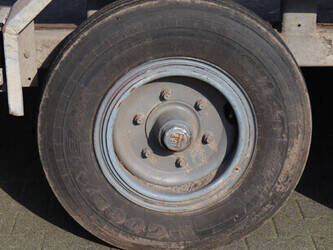 1986-thomes-381-45911236