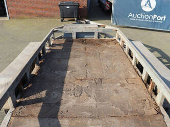 1986-thomes-381-45911239