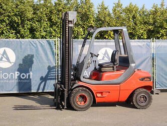 Image for FORKLIFTS 1986 Linde H30D