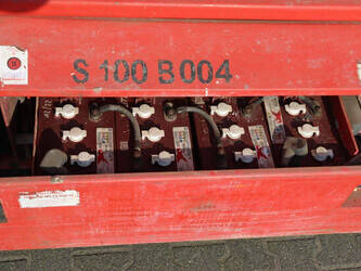 2002-jlg-2658-e3-45911304