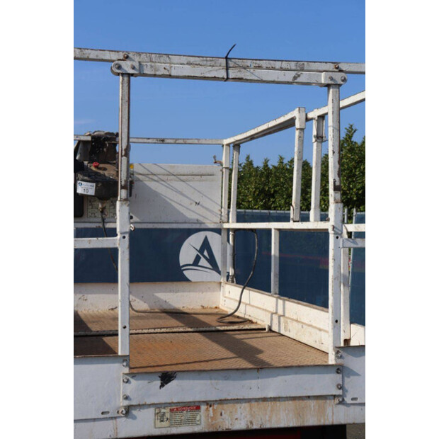 2002 جيه ال جي 2658-E3-45911305