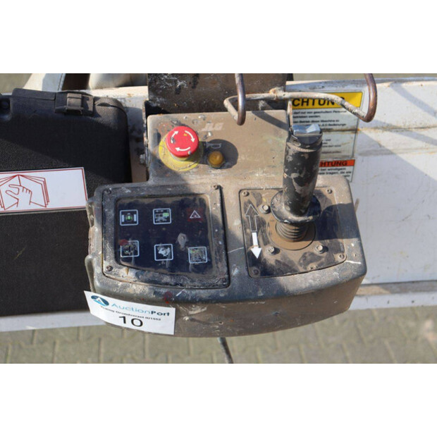 2002 جيه ال جي 2658-E3-45911311