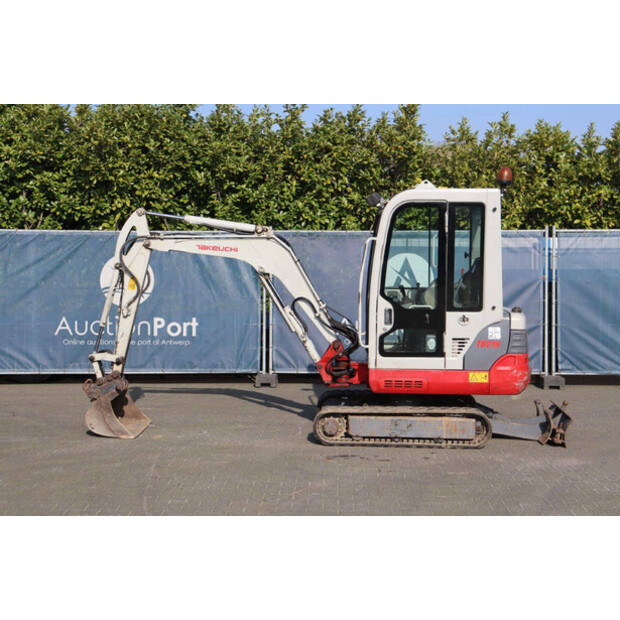 2012 TAKEUCHI TB219-45911316