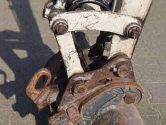 2012-takeuchi-tb219-45911328