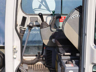 2012-takeuchi-tb219-45911340