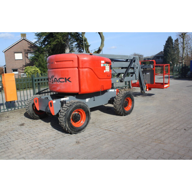 2013 SkyJack SJ46AJ-45911409