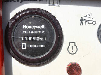 2013-skyjack-sj46aj-1430815-45911413