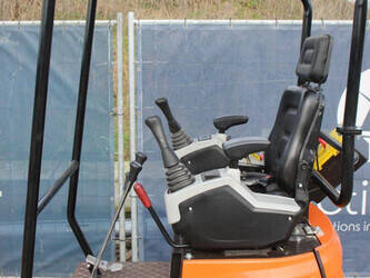 2025-vicsec-vc18fl-1430816-45911459