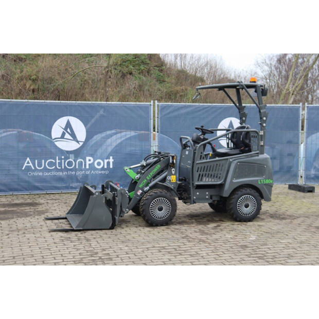 2025 WCM L1580e-45911469