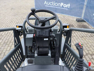 2025-wcm-l1580e-1430817-45911491