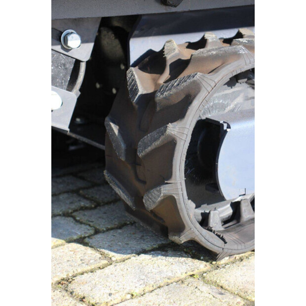 2025 WCM KC03-45911552