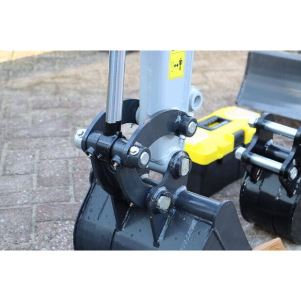 2025 CMH DW-11A-45911745