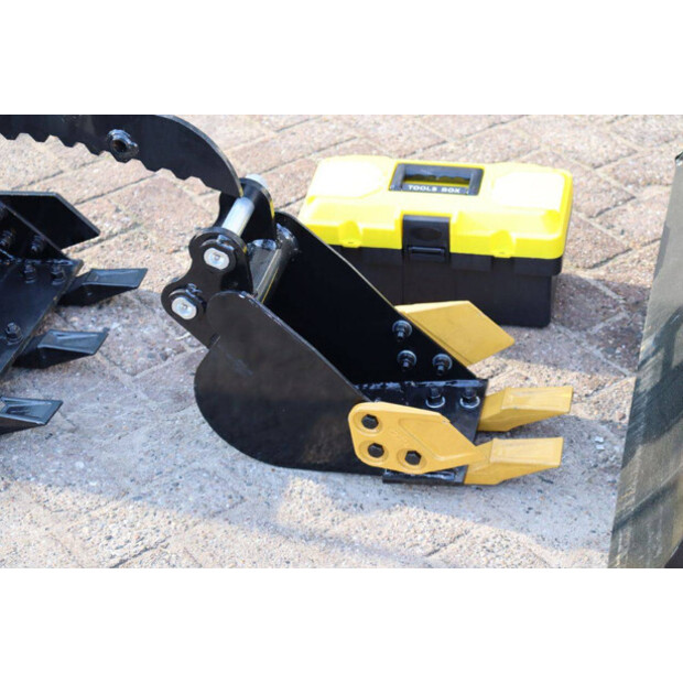 2025 CMH HT10-45911840