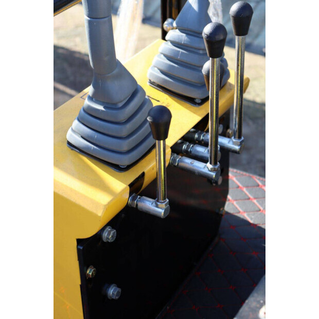 2025 CMH HT10-45911860