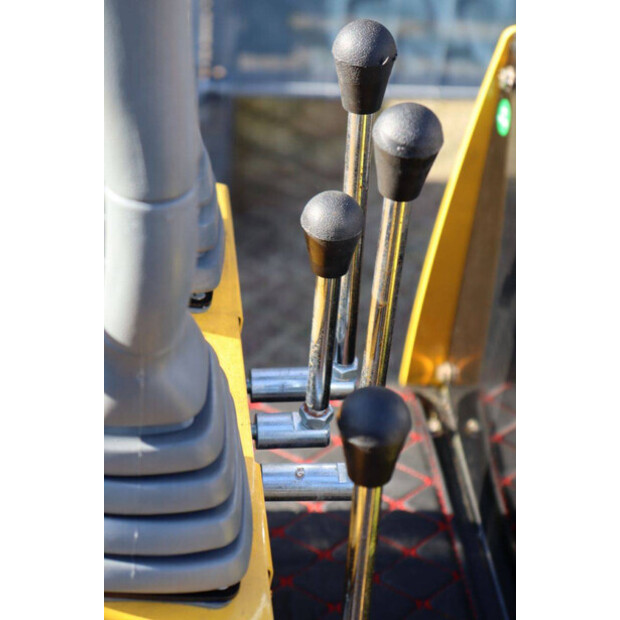 2025 CMH HT10-45911863