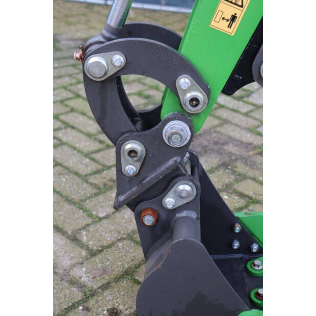 2023 WCM CTX8010-45911973