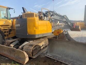 Image for TRACKED EXCAVATORS 2015 Volvo ECR145DL