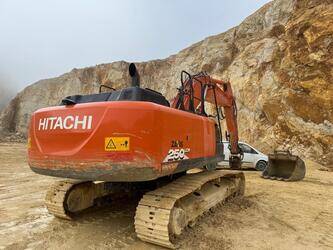 Image de PELLETEUSES SUR CHENILLES 2019 Hitachi ZX250LCN-6 À vendre à Allemagne