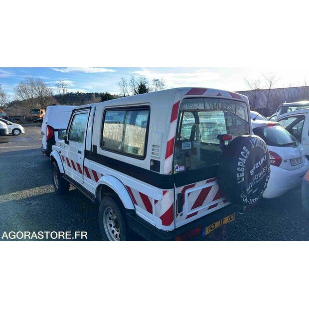 2002 سوزوكي Samurai-45925237