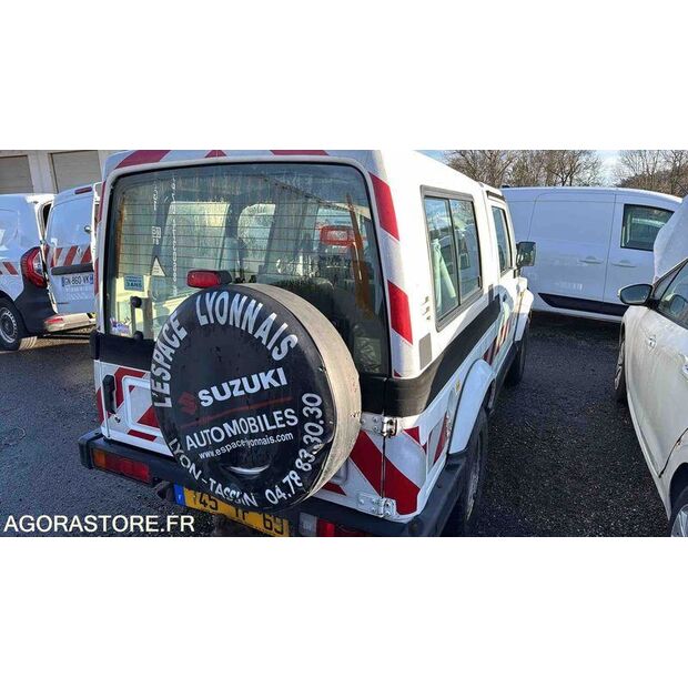 2002 سوزوكي Samurai-45925238