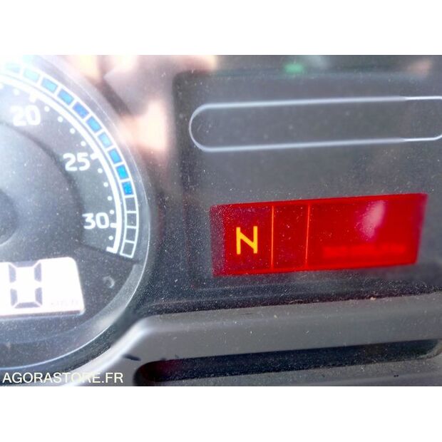 2010 Renault PREMIUM-45925304