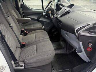 2014-ford-transit-1430950-45925410