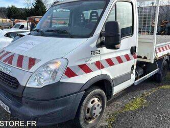 Image for Flatbed Trucks 2013 Iveco 35C17