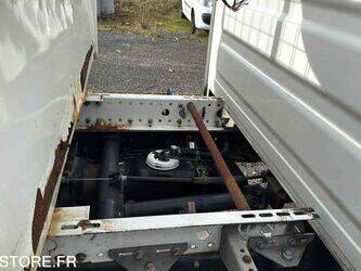 2013-iveco-35c17-1430951-45925418