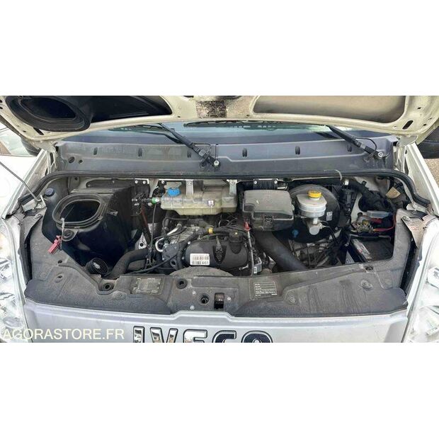 2013 Iveco 35C17-45925423