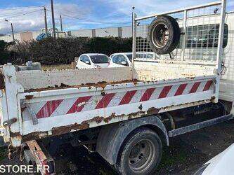 2013-iveco-35c17-1430951-45925425