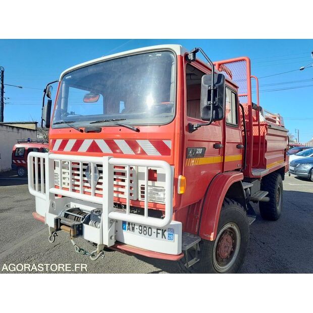 2000 Renault M210-45925489