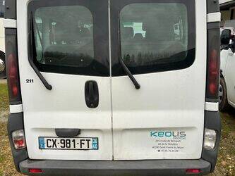 2003-renault-trafic-1430959-45925514