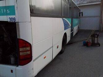 2009-mercedes-benz-intouro-1430962-45925561