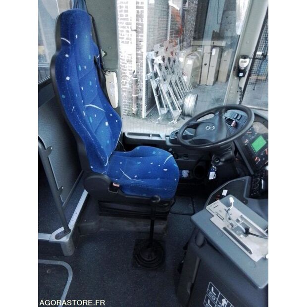 2009 Mercedes-Benz INTOURO-45925574