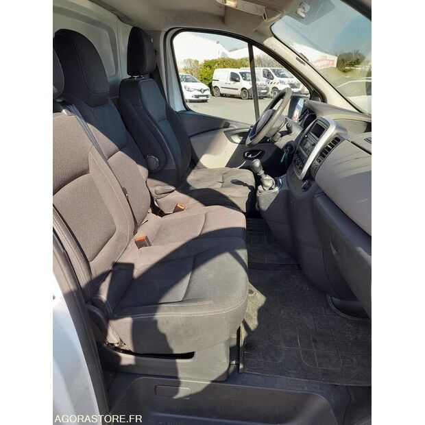 2017 Renault Trafic-45925596